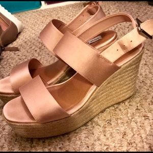 Steve Madden rose gold wedges